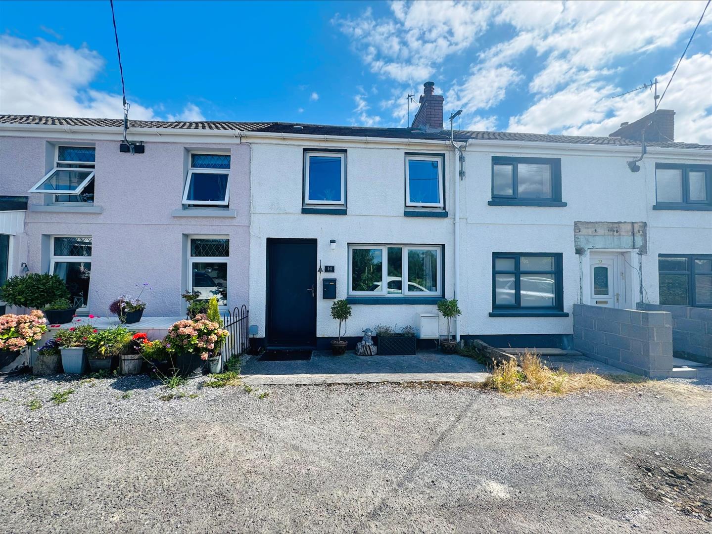 Globe Row, Llanelli, SA14 8PA